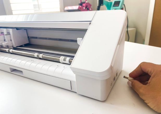 Learn how to power off the silhouette cameo 4 machine